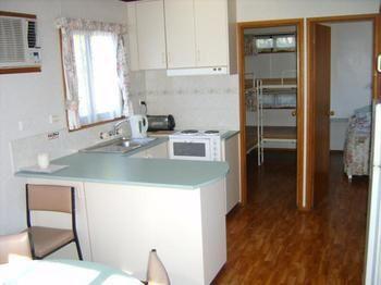 Inverloch Cabins & Apartments Екстериор снимка