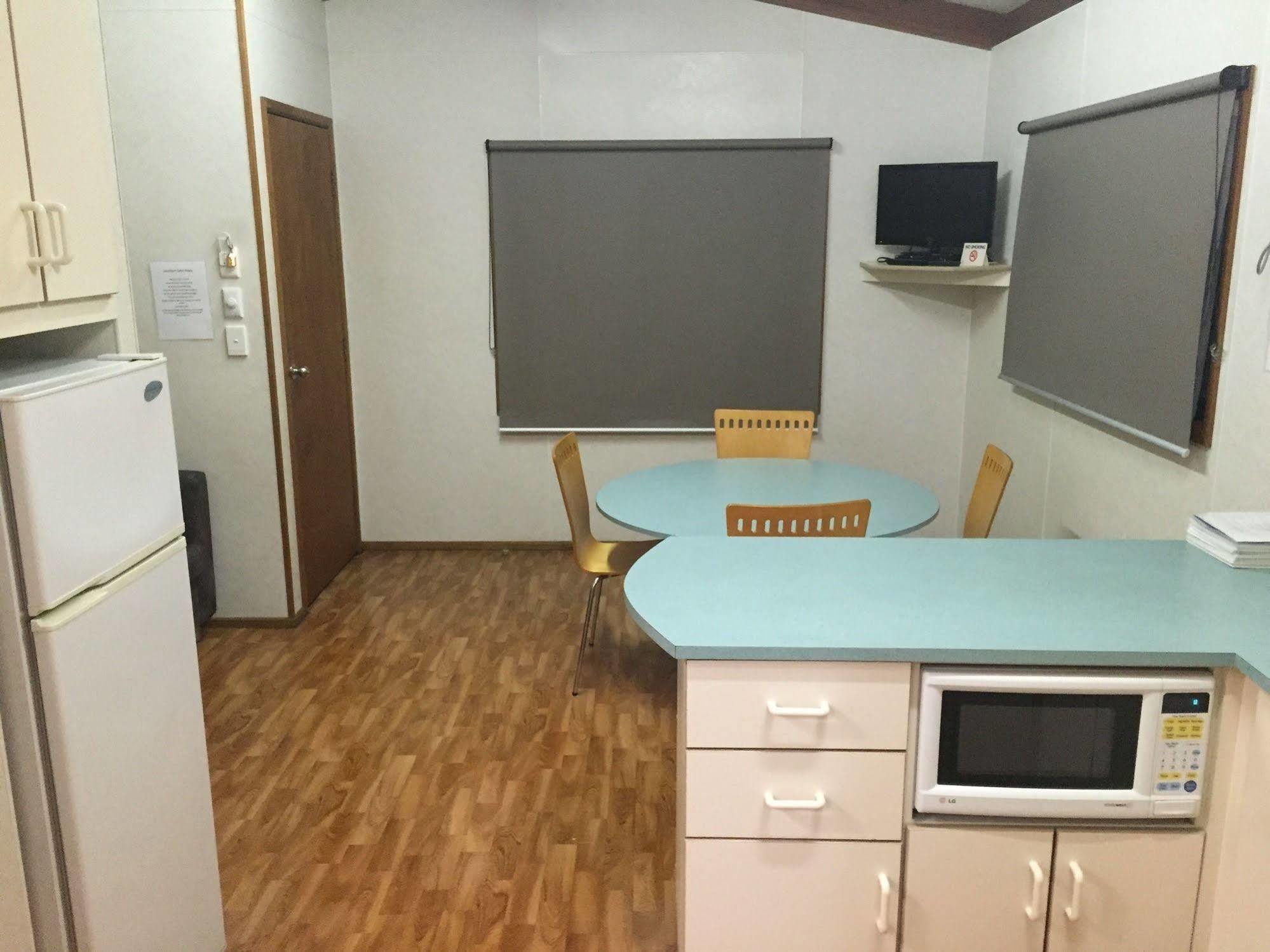 Inverloch Cabins & Apartments Екстериор снимка